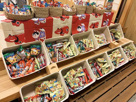 All-you-can-fill candy
