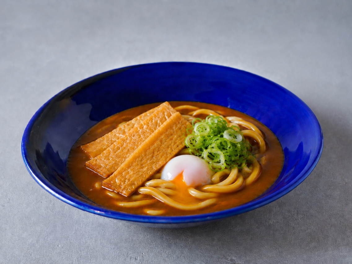 [Seasonal Special] Cold Curry Udon with Fried Tofu and Soft-Boiled Egg